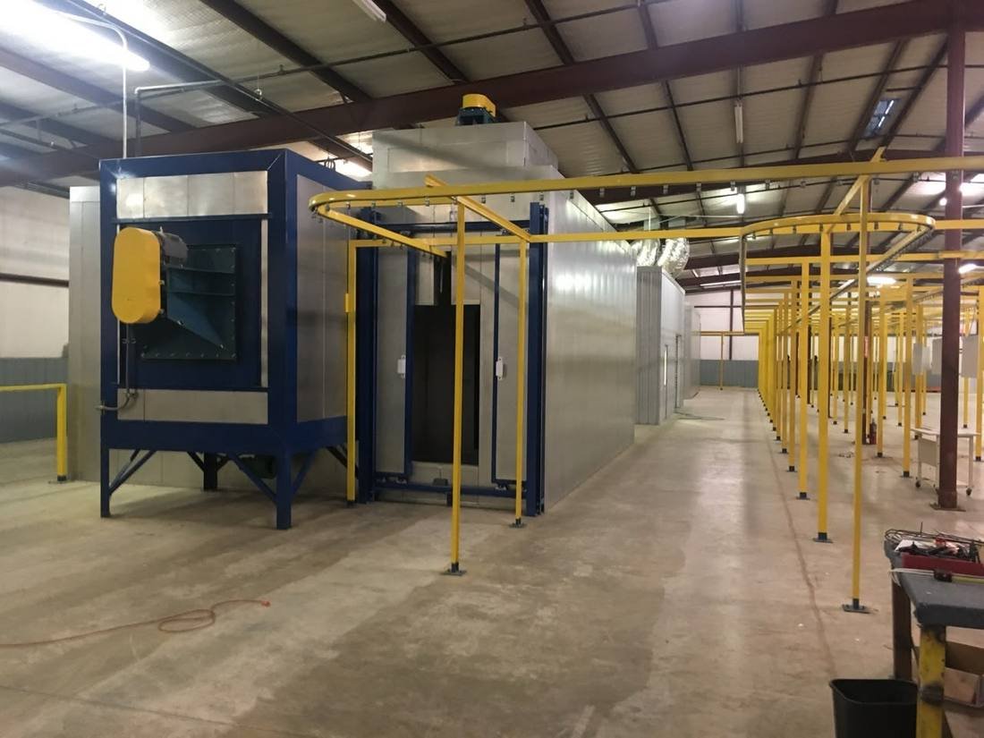 Powder coat booth with overhead conveyor system